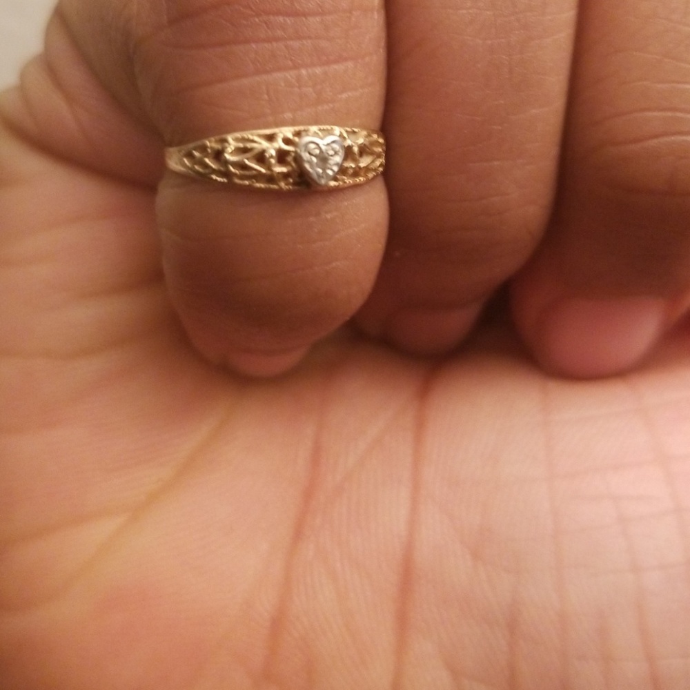 Heart gold ring size 3.25